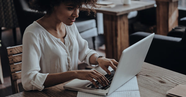 Windows Server 2019 Essentials vs Standard: qual versão escolher?